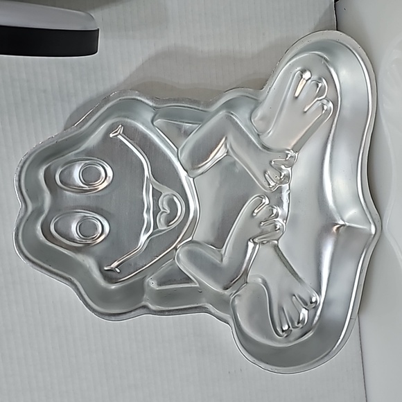 1979 Wilton 502-1816 Frog cake pan - Picture 2 of 3